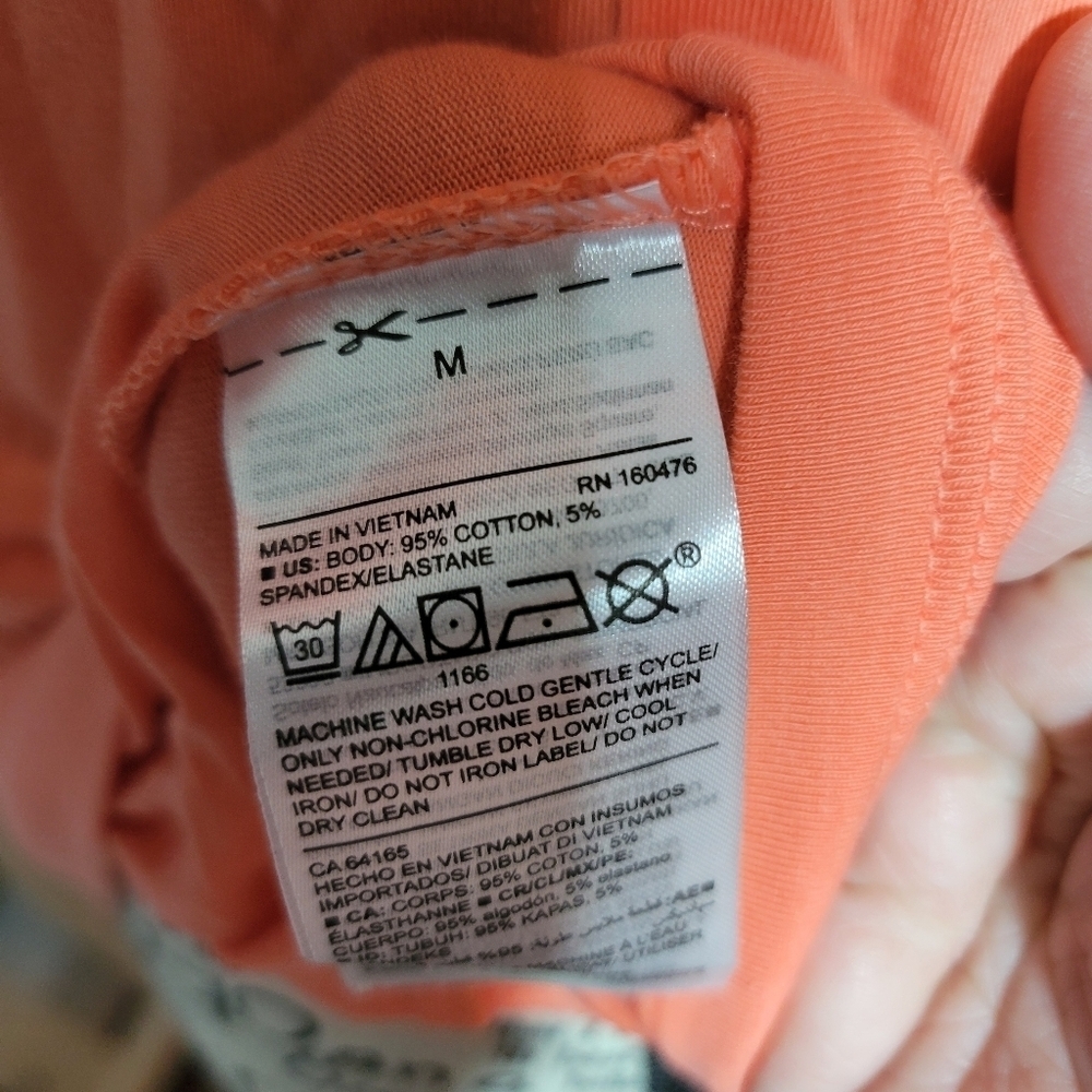 Old Navy Medium Tank - Picture 4 of 5